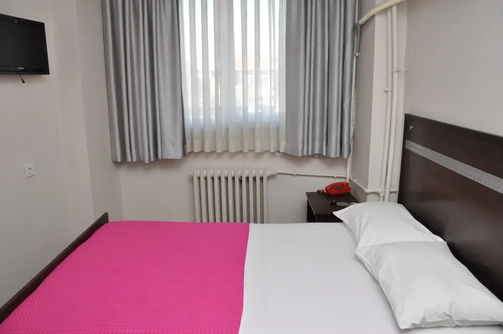 Otel Öz Yavuz