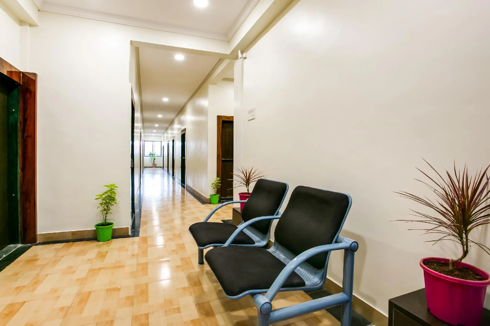 OYO Flagship 62747 Hotel Sarika