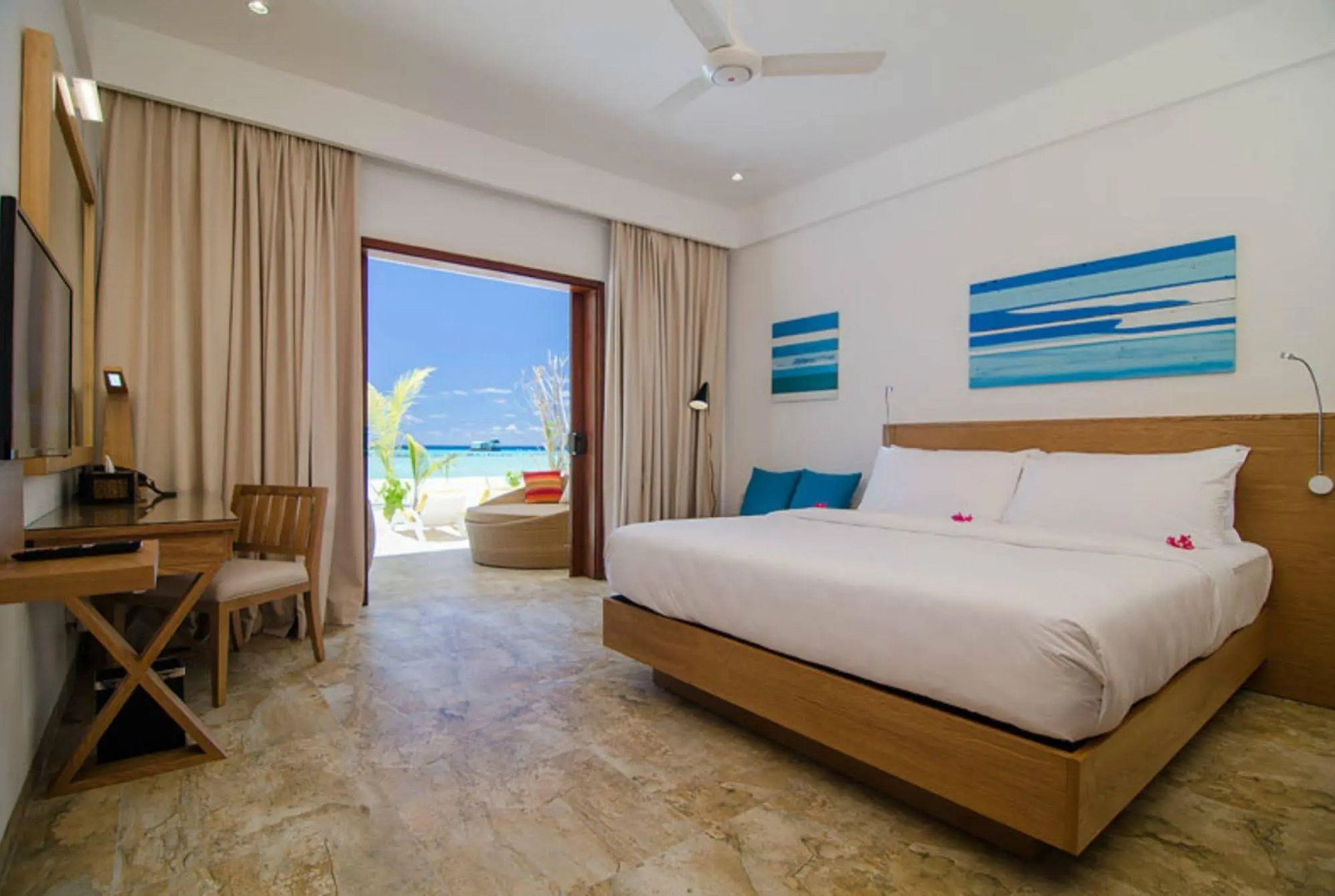 Отель Summer Island Maldives