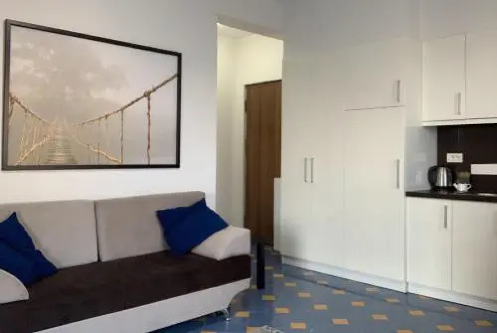 Apartment with sea view balcony,near Fafa resort, Golem