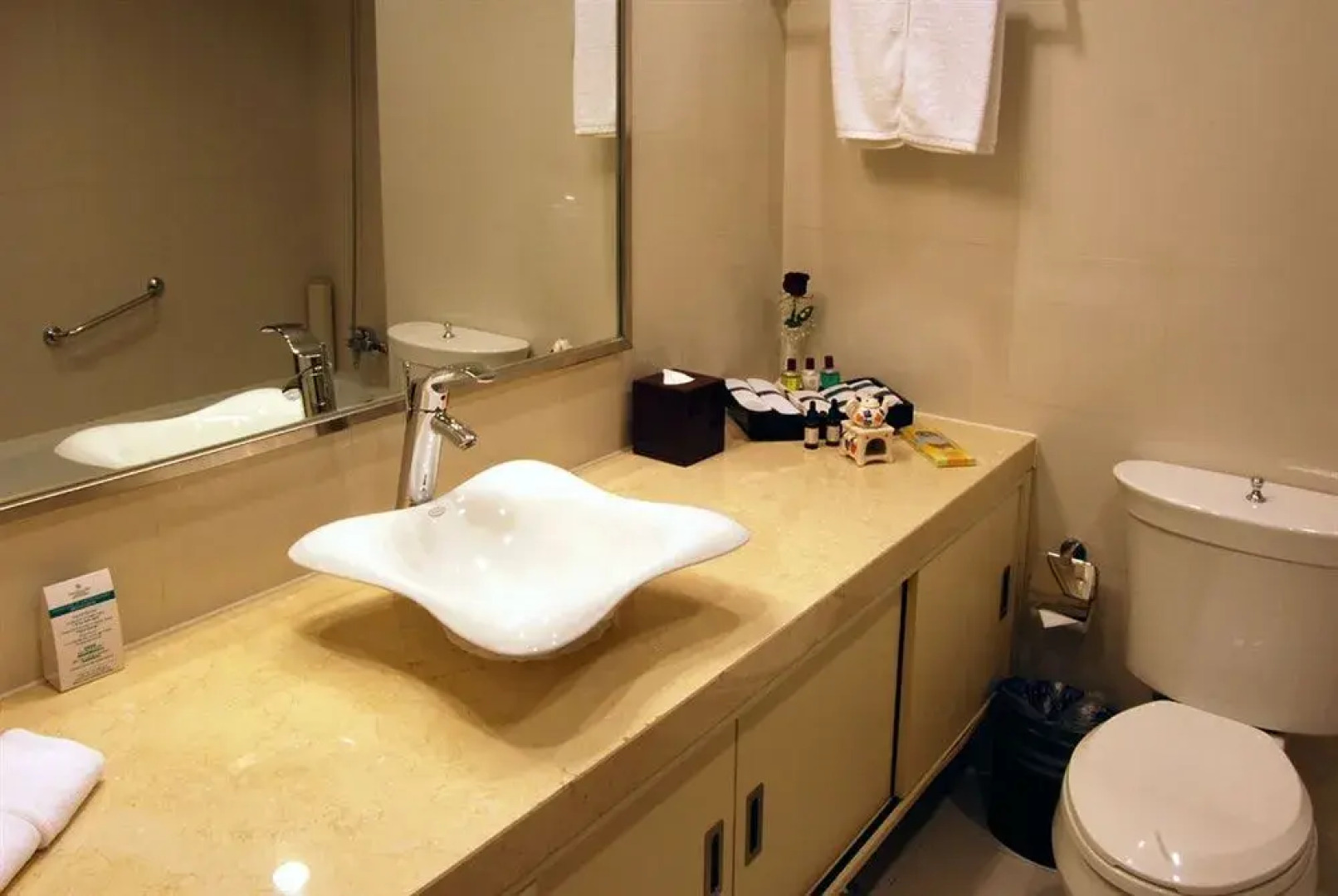 Delight Pacific Hotel Ladoll Shanghai