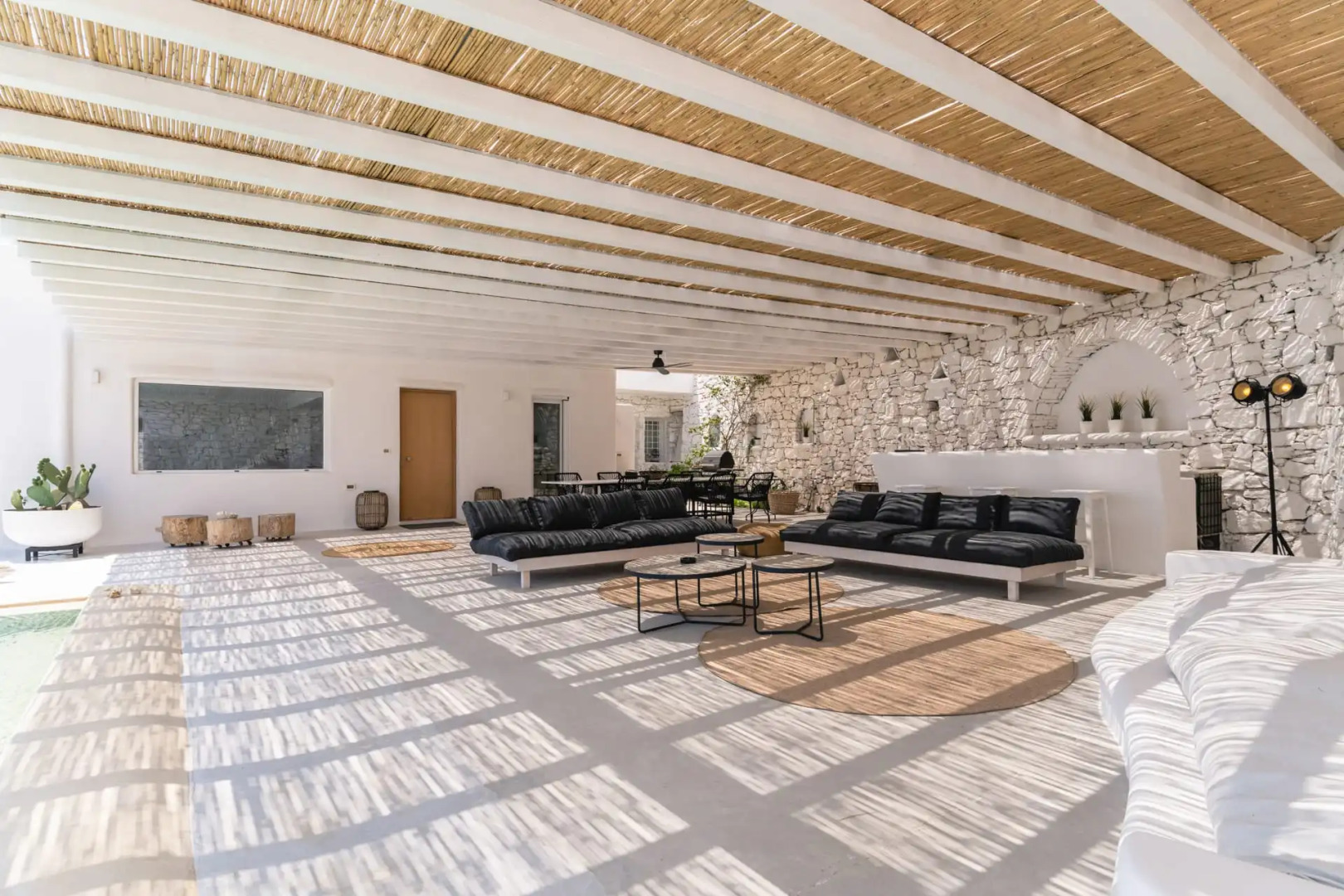 Villa Psarou - The Above Nammos Experience