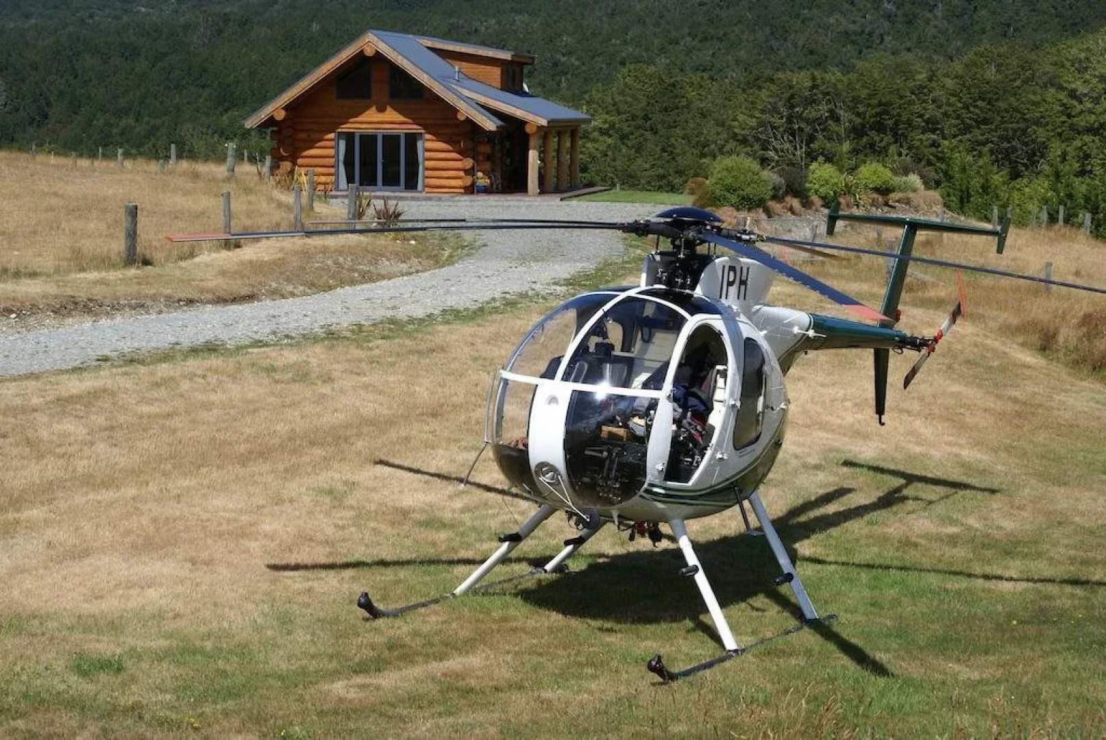 The Hollows Luxury Log Cabin