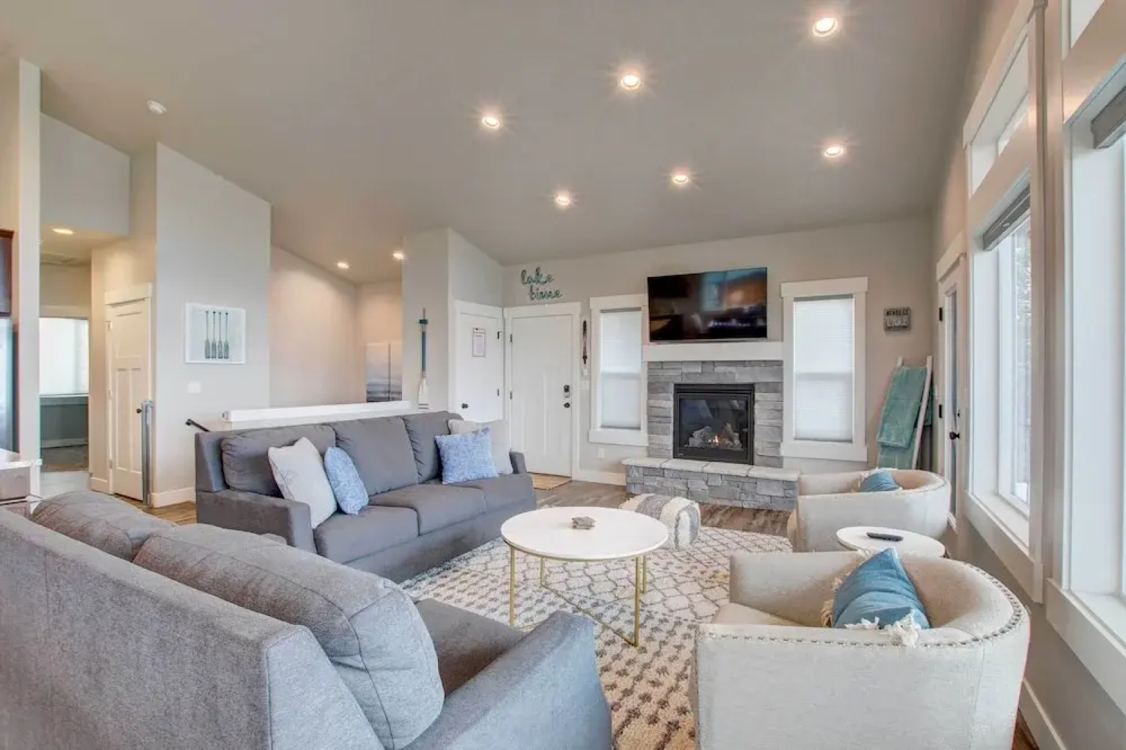 Lake-view Escape w/ Private Beach Resort Access!