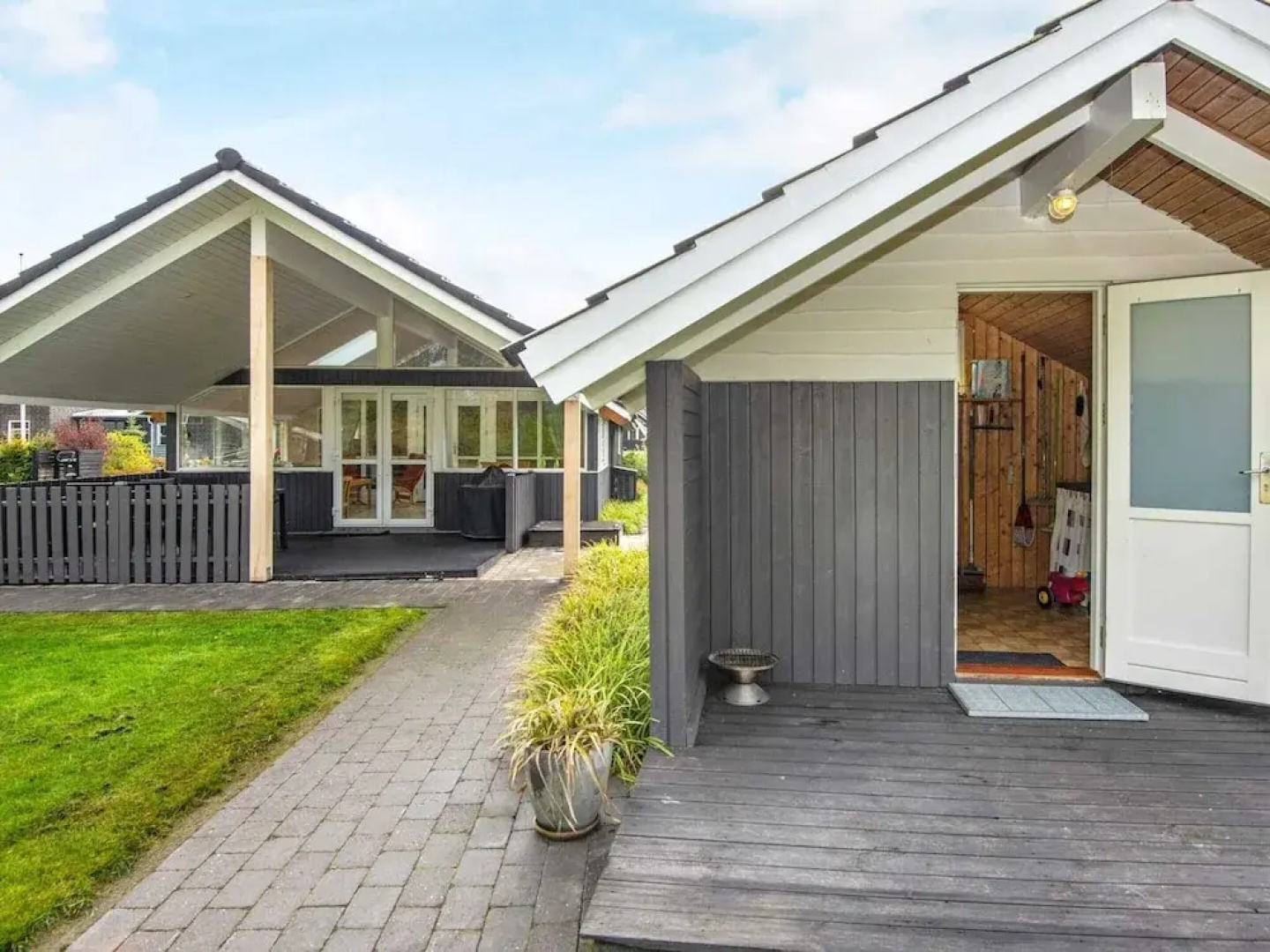 Delightful Holiday Home in Hovborg Jutland with Whirlpool