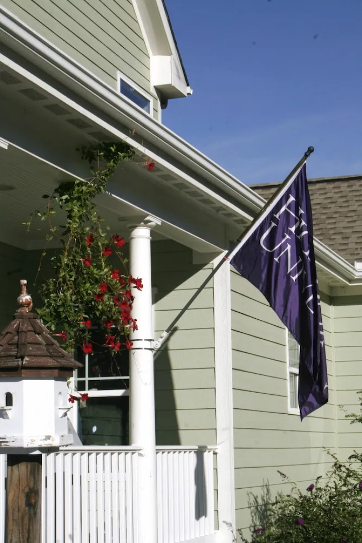 Seven Oaks Bed & Breakfast