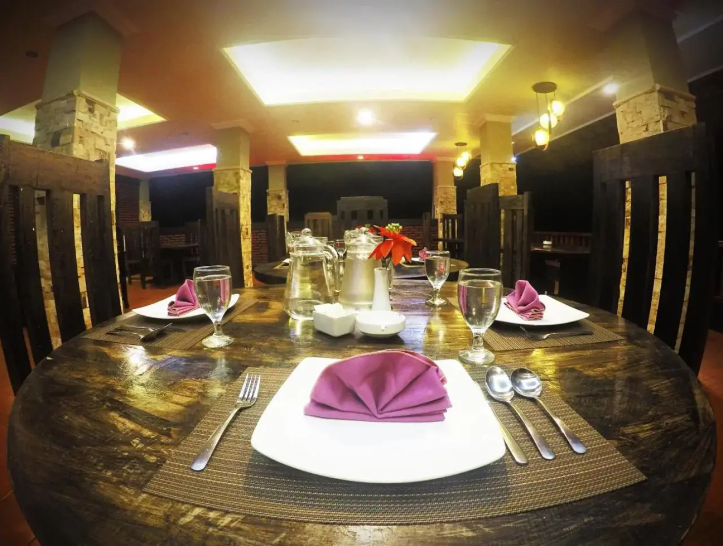 Sinar Rinjani Cottage & Restaurant