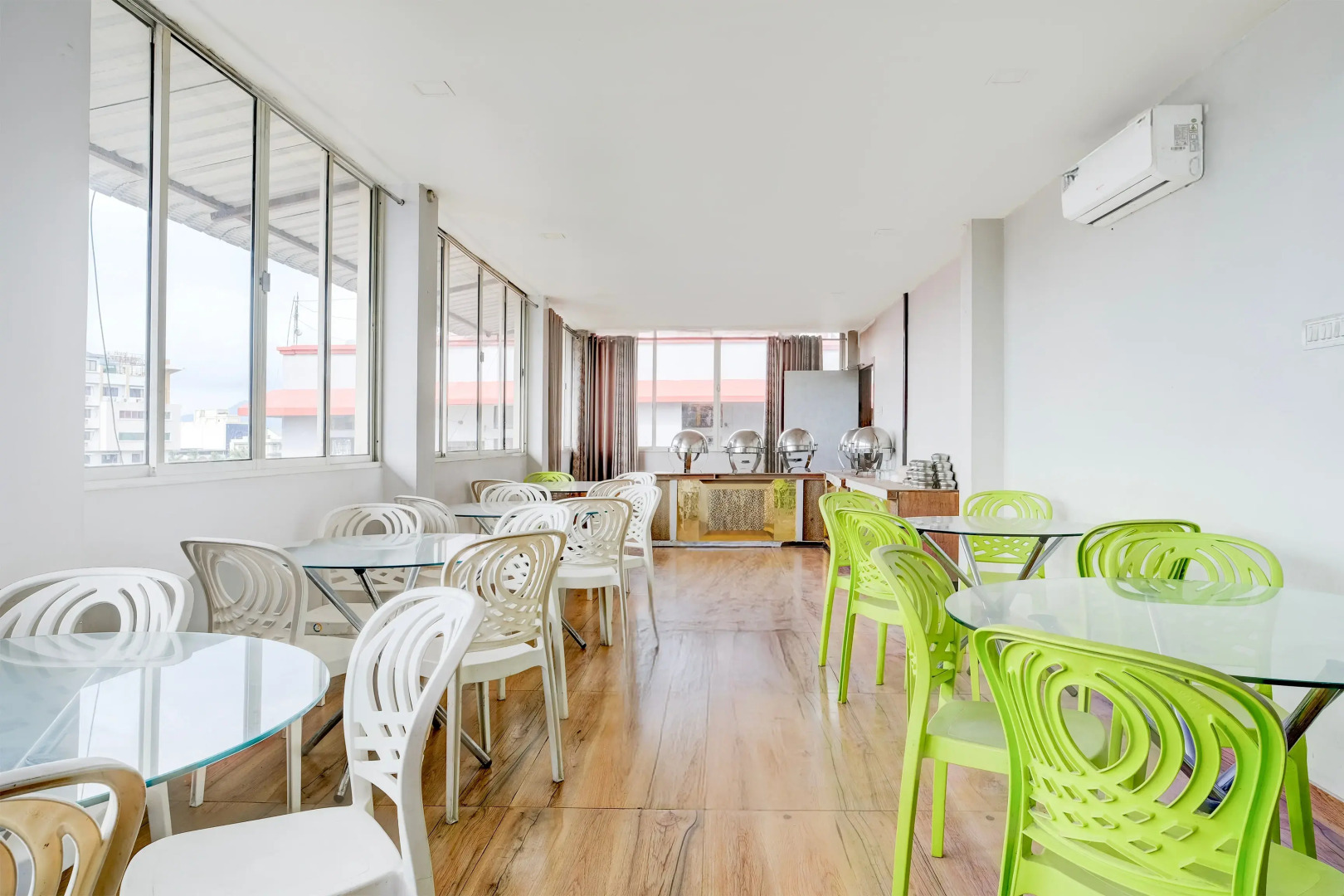 OYO Premium Beltola Tiniali