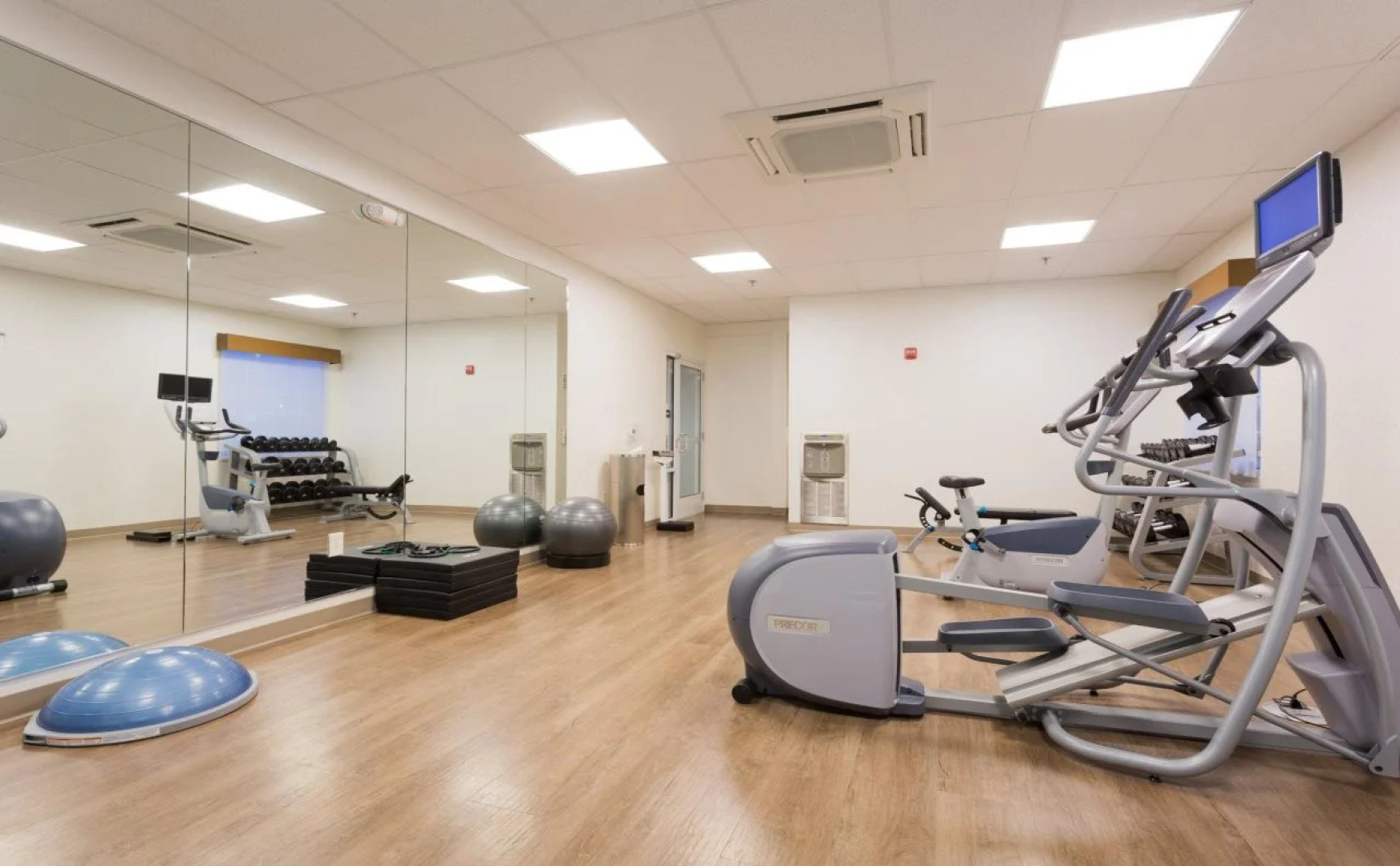 Holiday Inn Express & Suites Reading by IHG