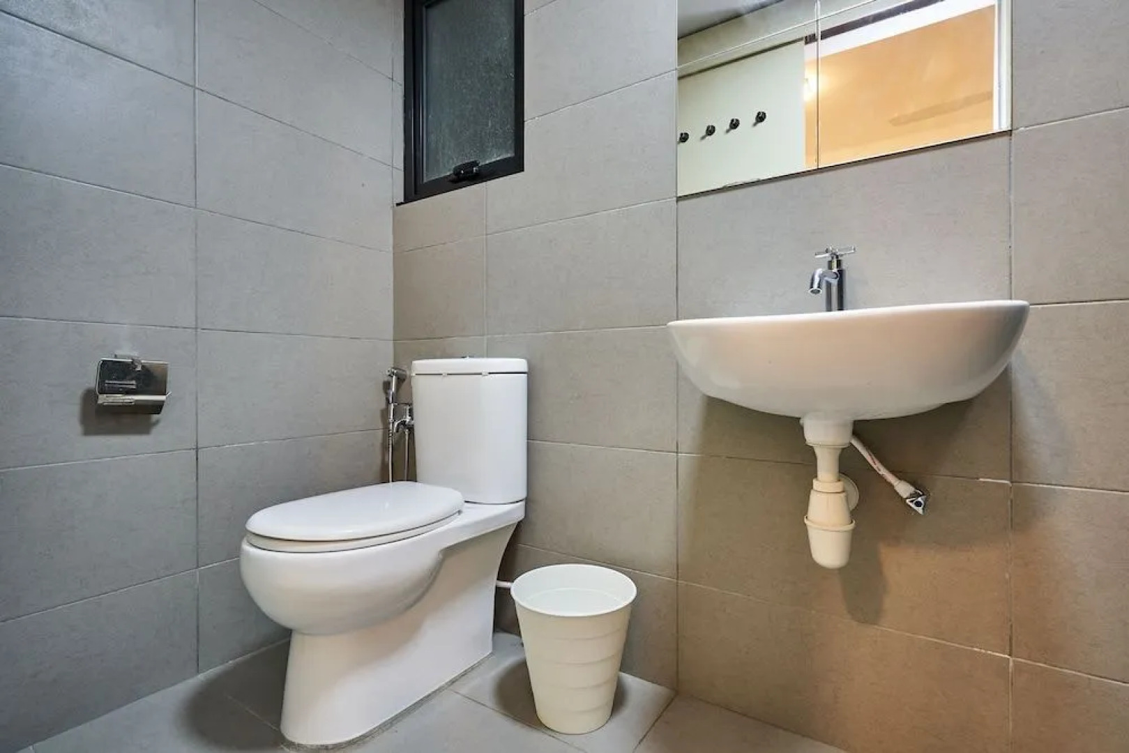 OYO 30593 Heritage Corner