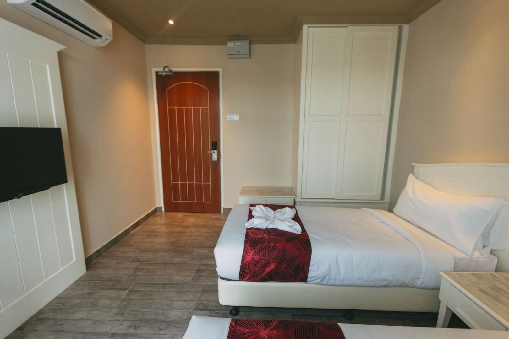 Tasik Villa International Resort