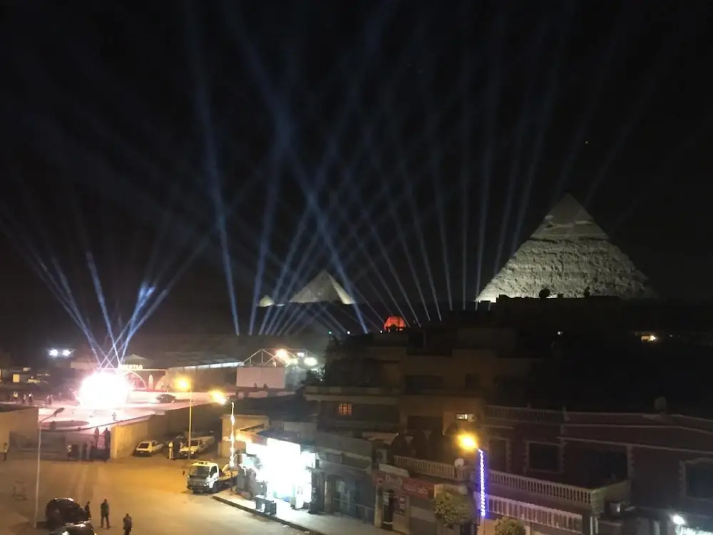 The Pyramids Inn Cheops