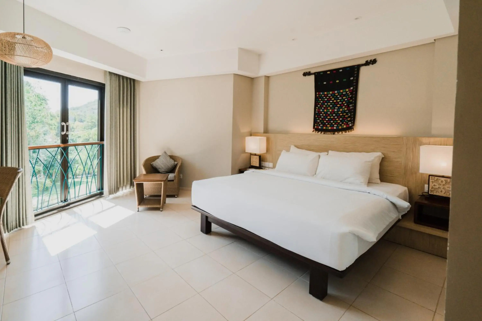 Bintang Flores Hotel