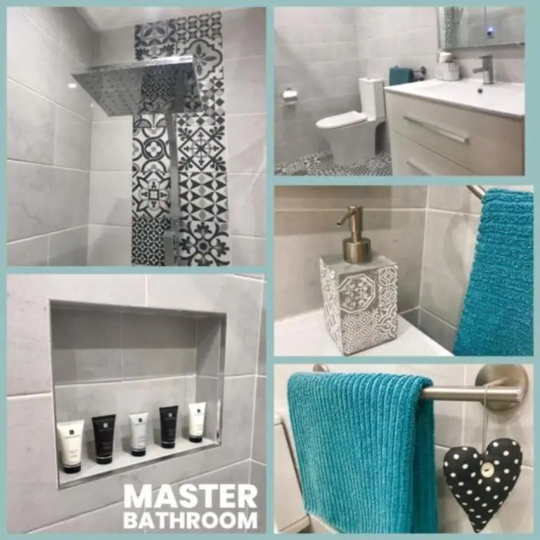 4 Bed 3 Bath Villa Sleeps 8, Pool Wifi Tv Close to Beach Restaurants and Shops