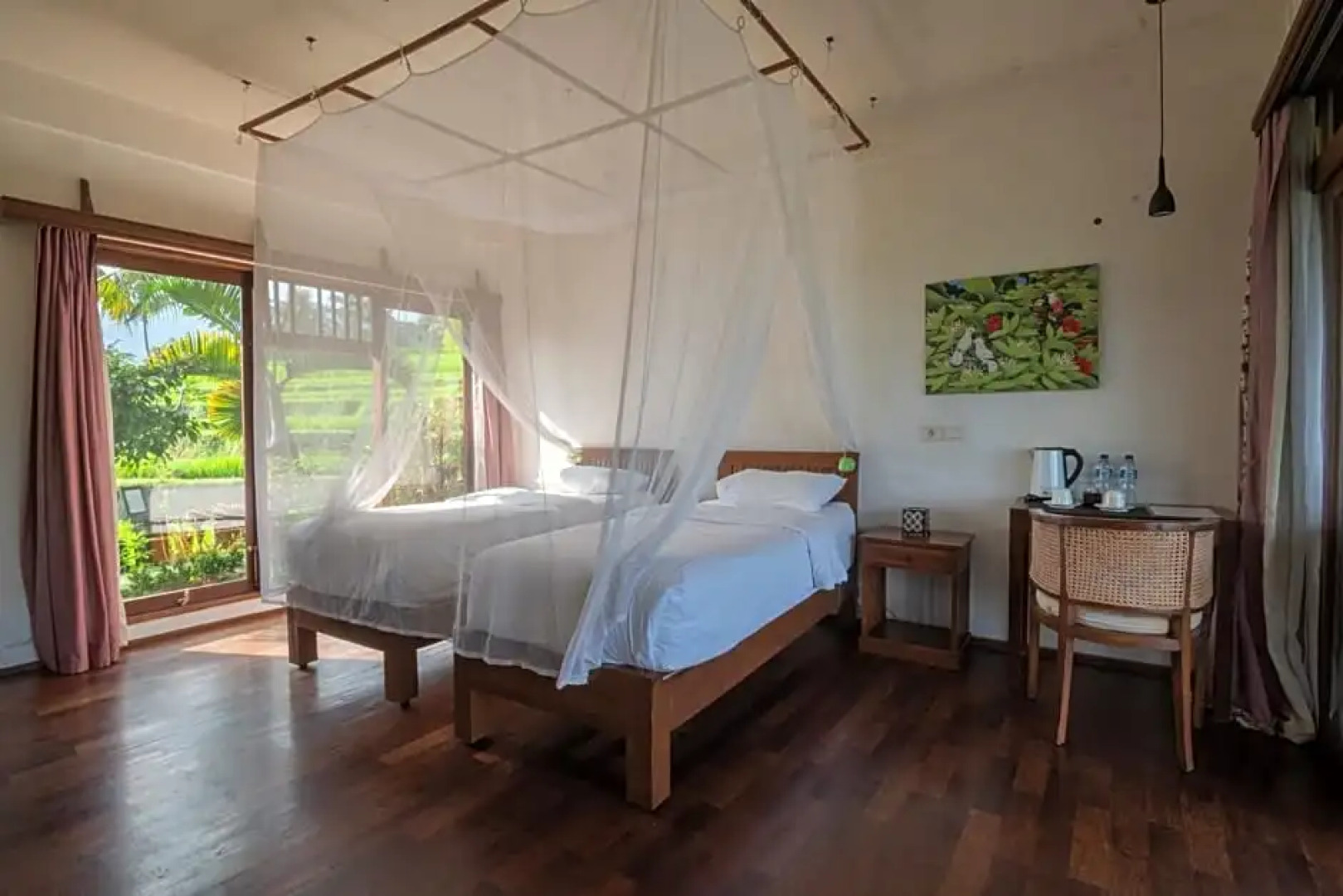 Lesong Hotel and Restaurant