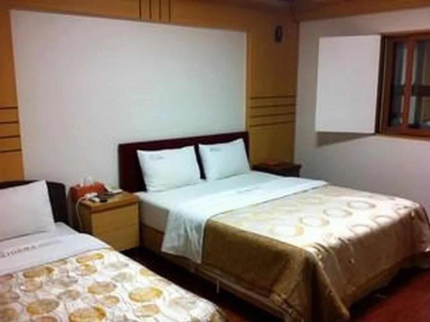 Goodstay Cinema Hotel