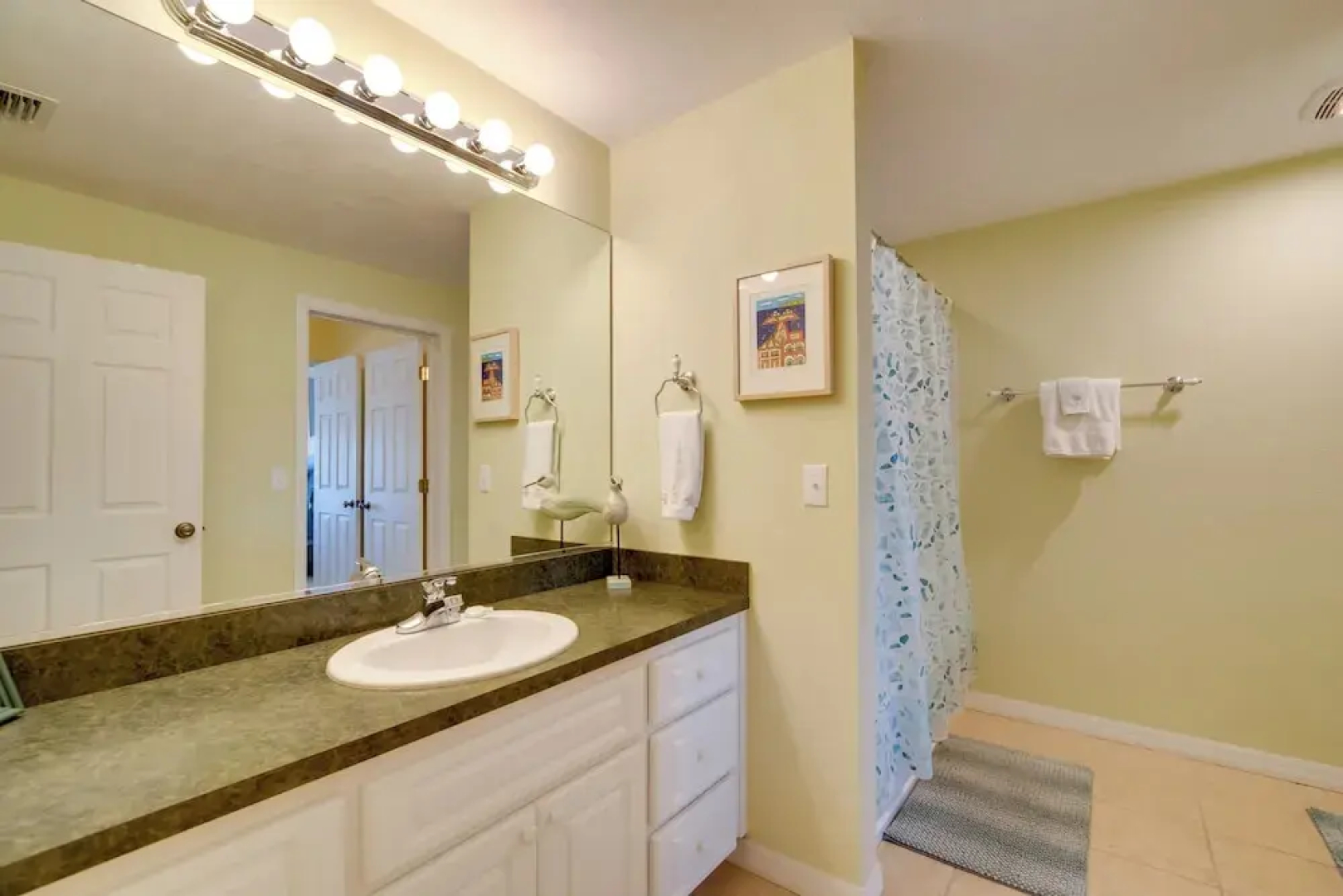 Oceanfront Oasis in Cedar Key w/ 2 Balconies!