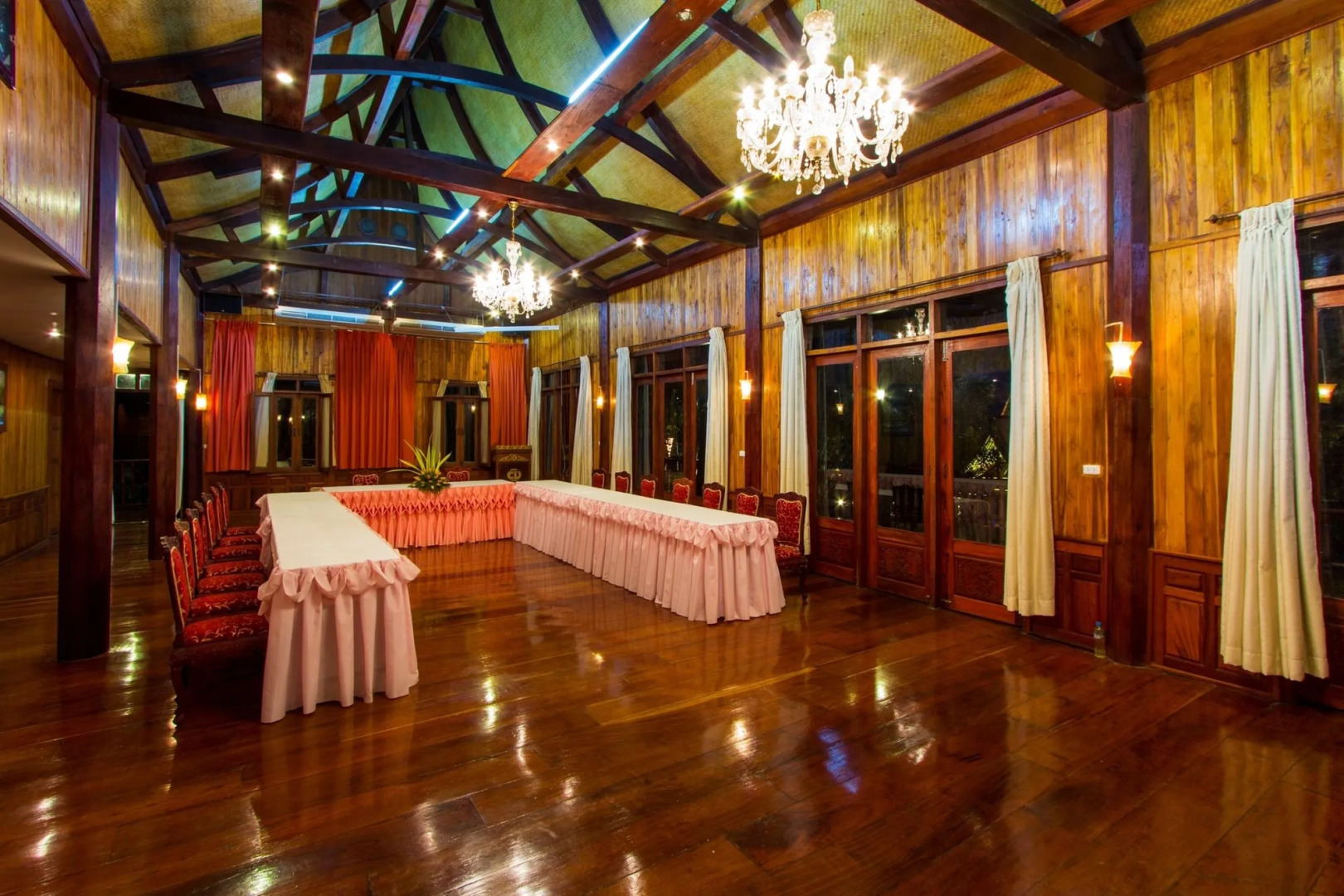 Chanthavinh Resort And Spa