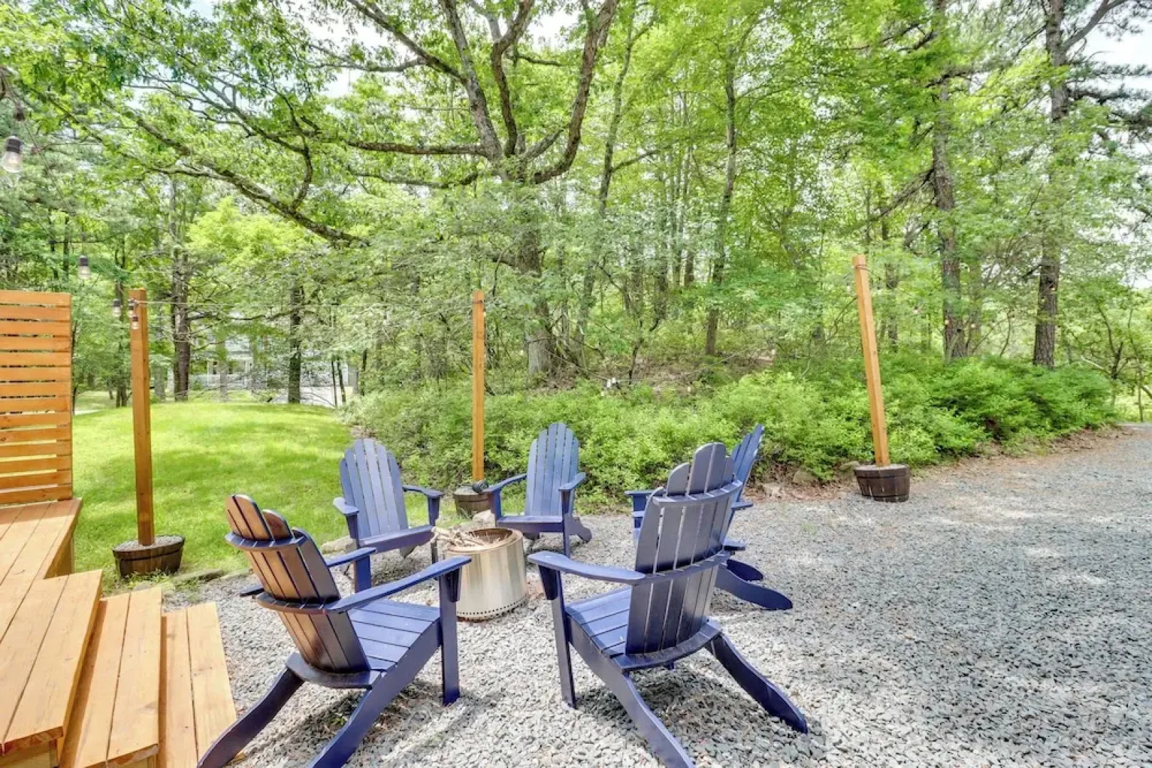 Hot Tub, Fire Pit & Barrel Sauna: Poconos Abode