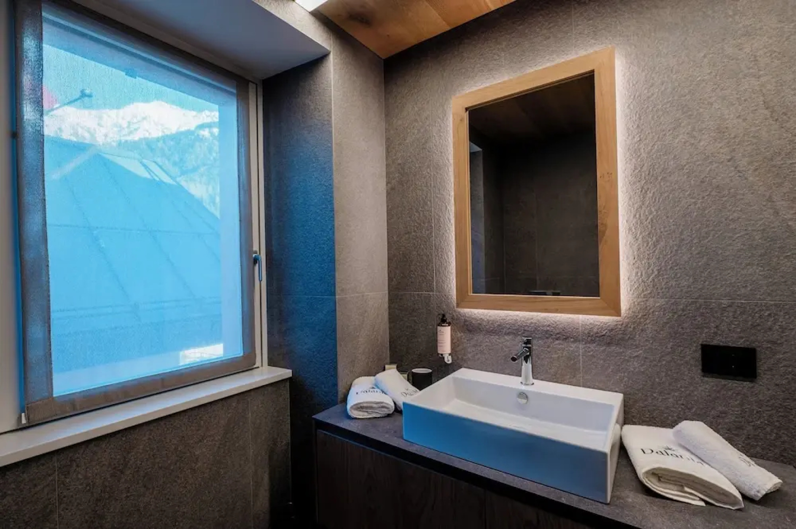 Dalania Mountain Apartments