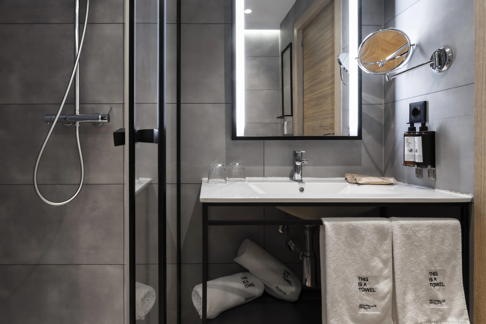 Petit Palace Cliper Gran Vía