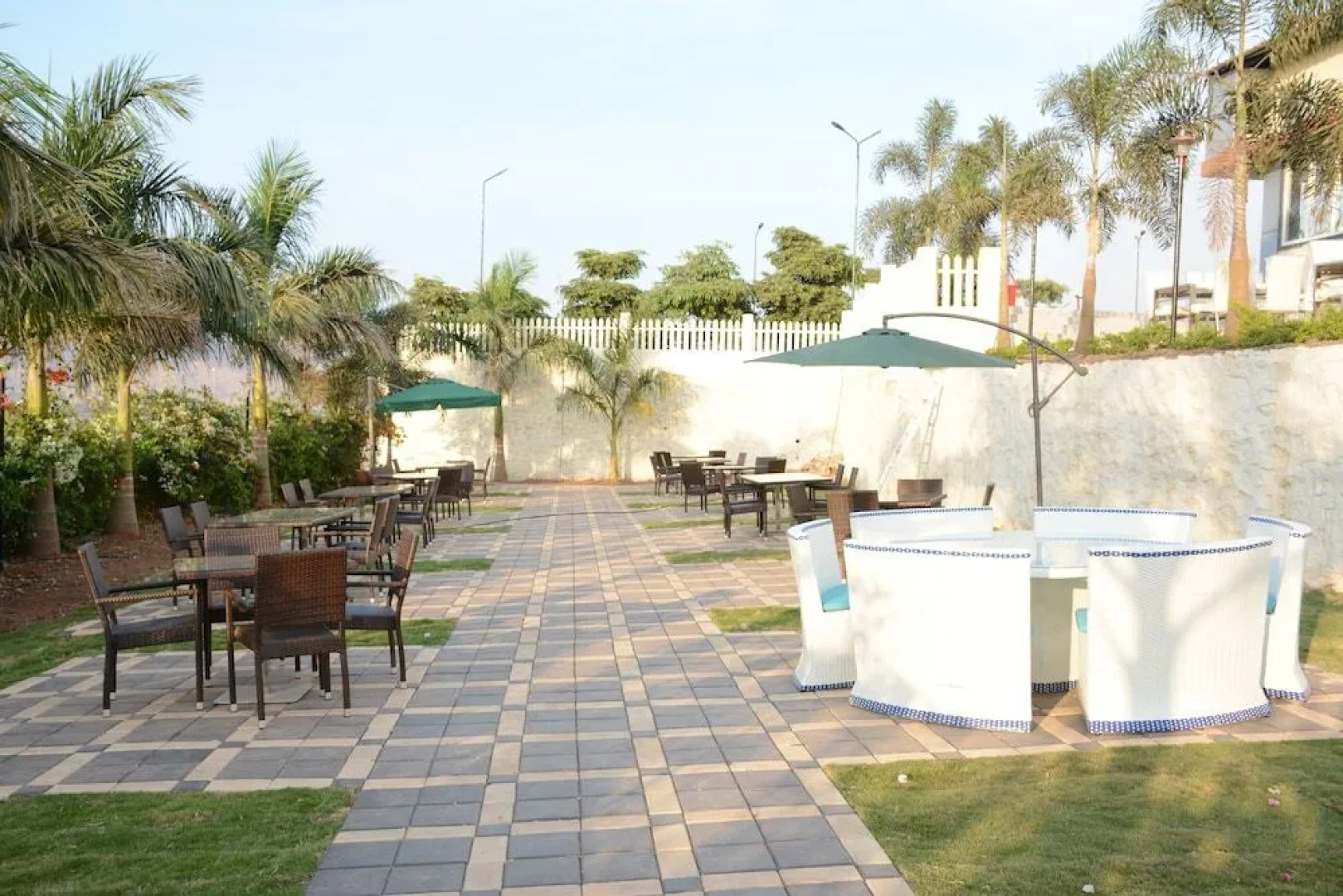 Ratnaa Resort