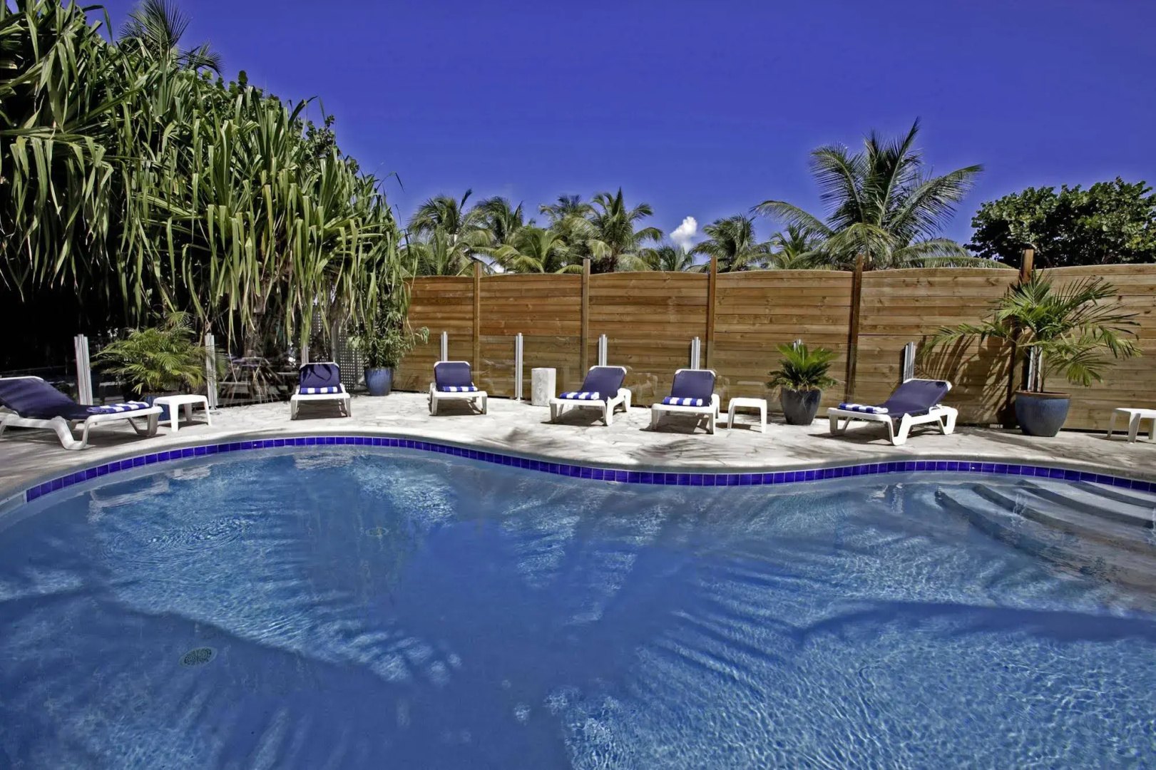 Blue Bay Beach Hotel