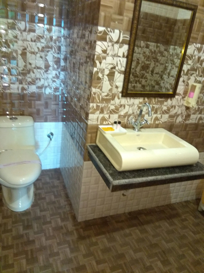 Dewdrop Classic Fall resort