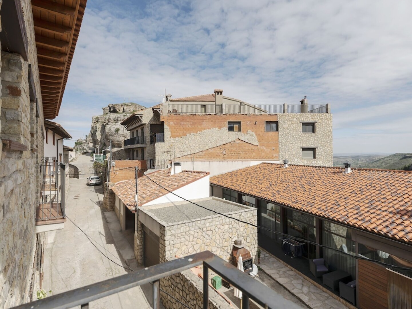 Modern Apartment in Gudar With Terrace