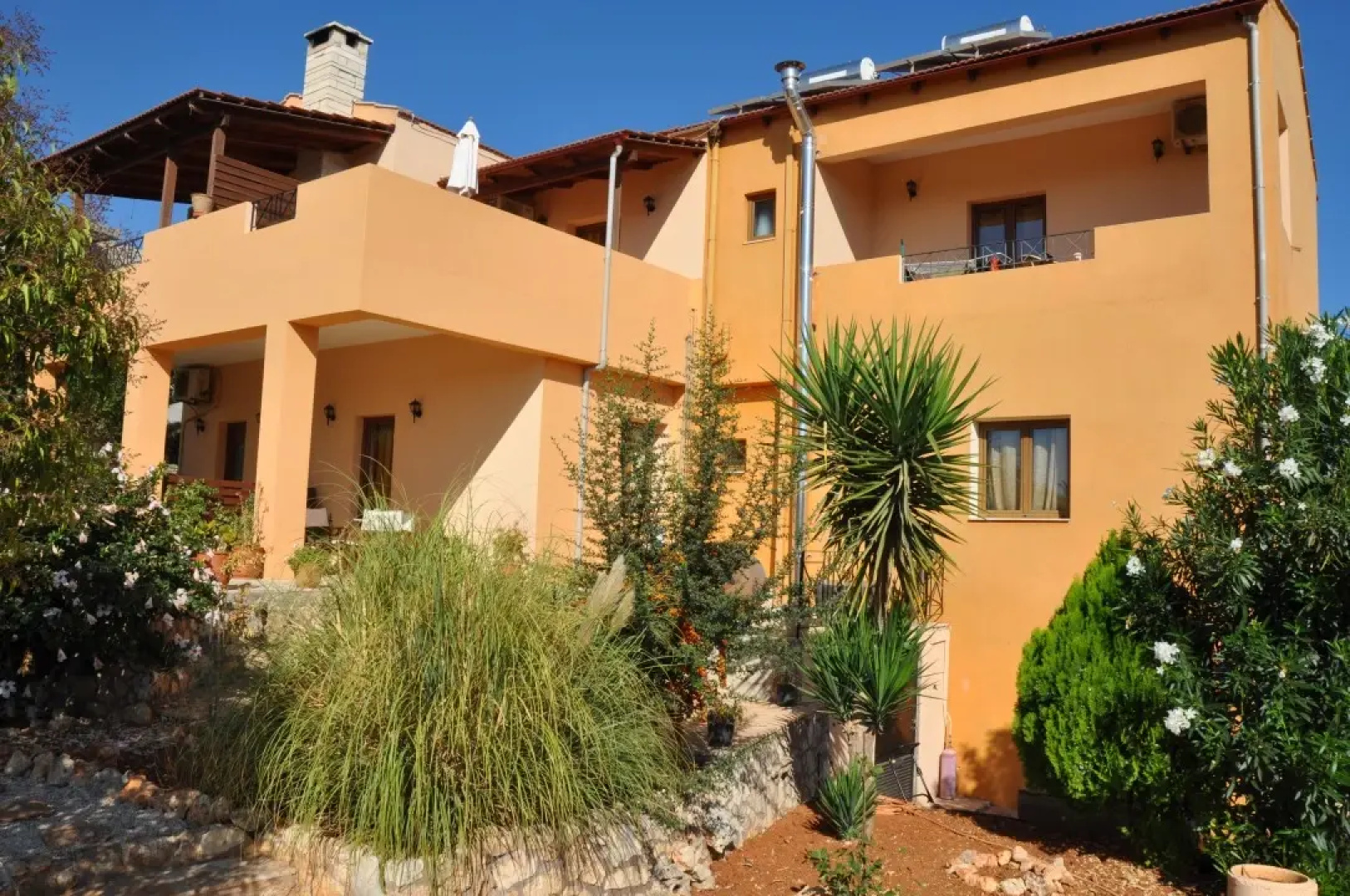 Elianthos Villas