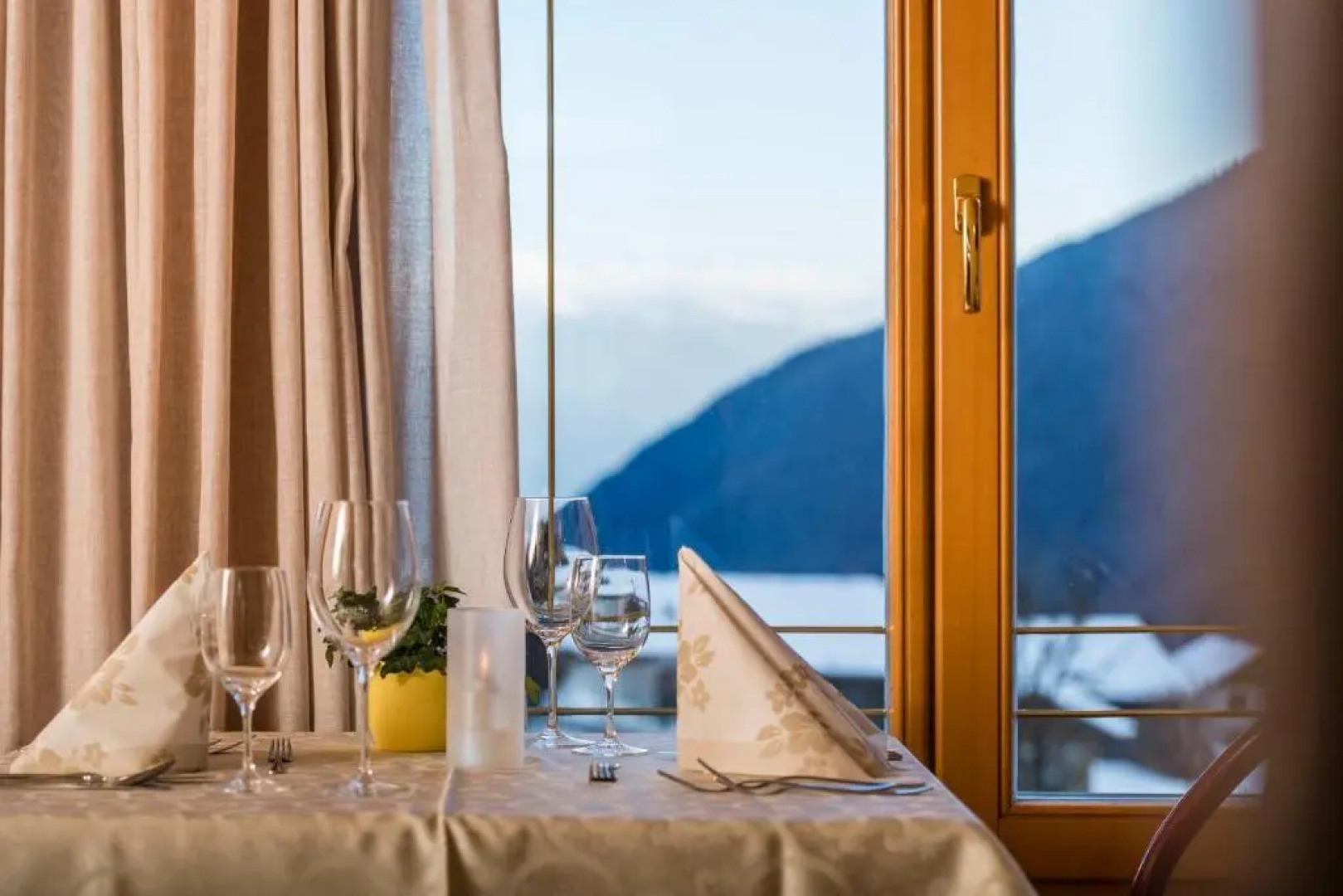 B&B Hotel & Apartments Alpenrose