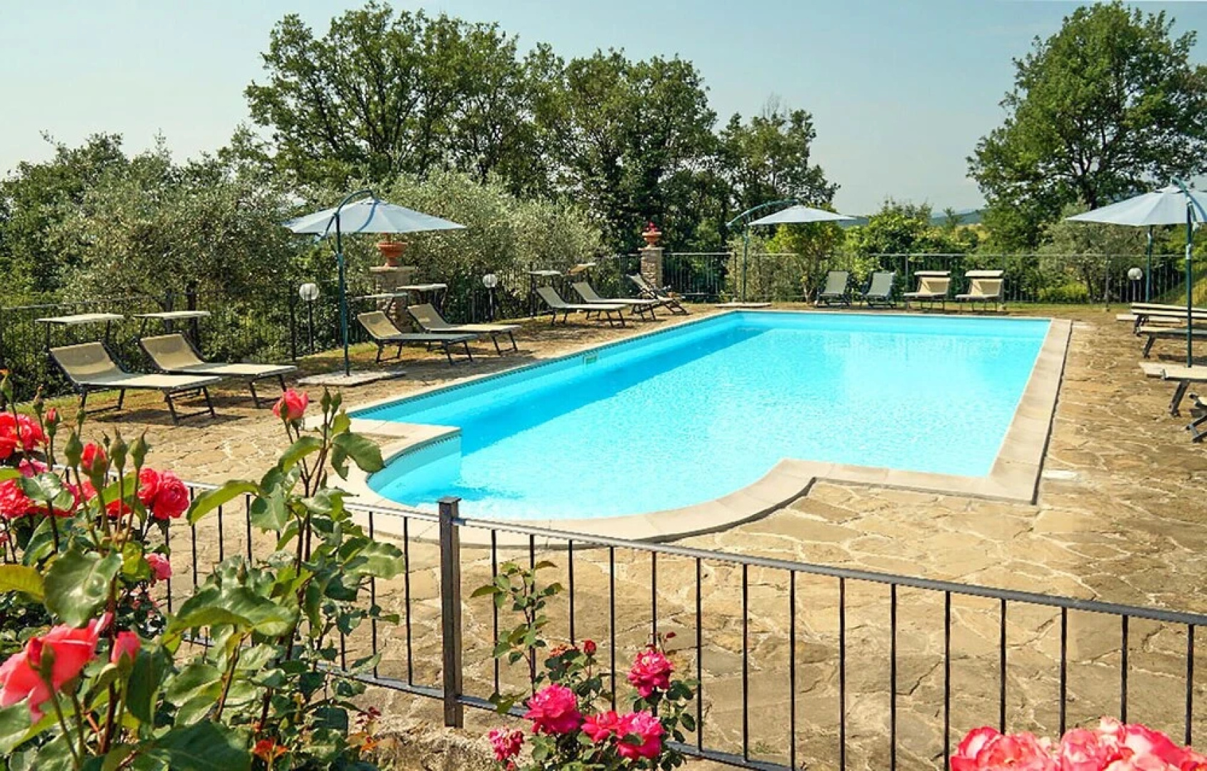 Amazing Home in Capolona With 9 Bedrooms, Wifi and Outdoor Swimming Pool