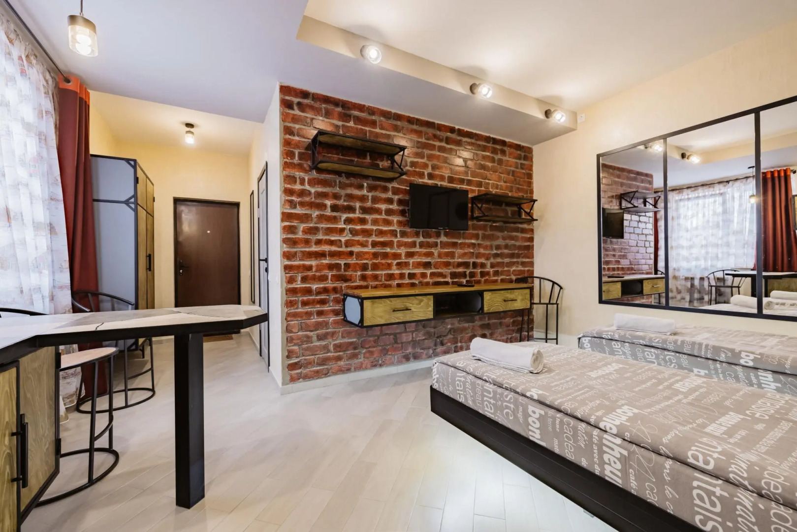 Апартаменты на улице Благоева 65