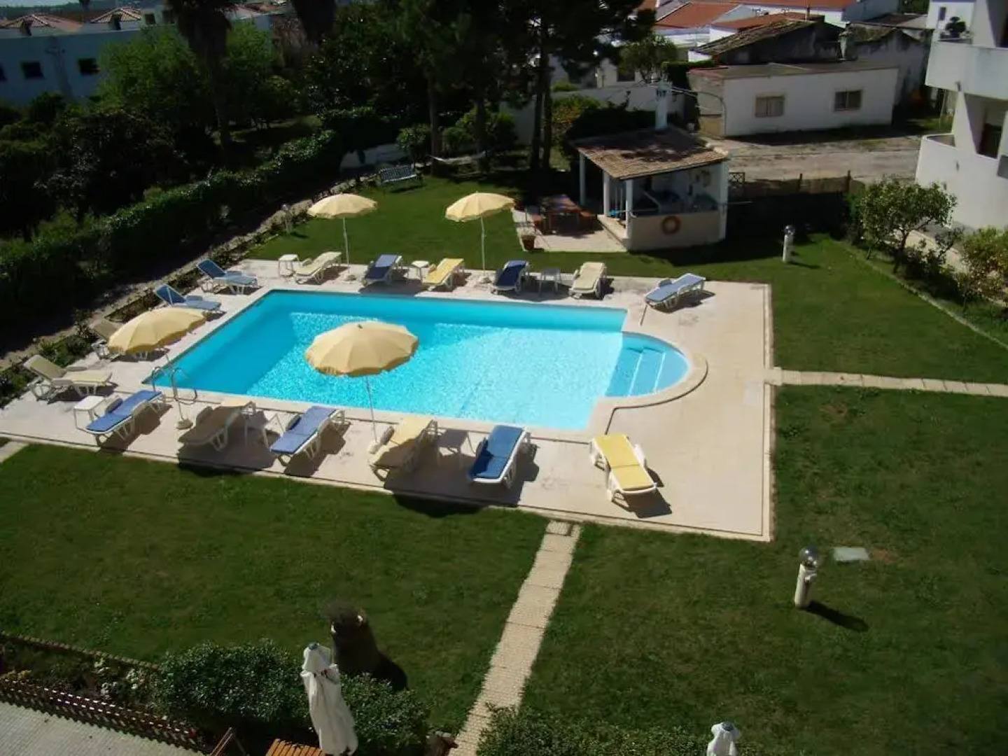 Residence 1000 Roses