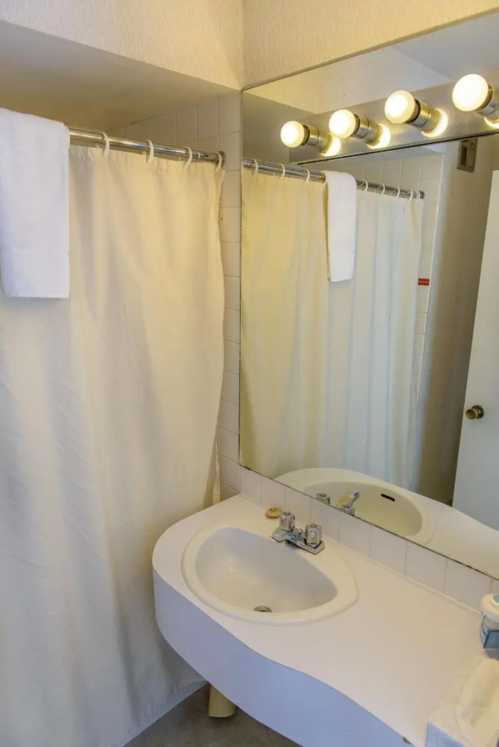 The Steveston Cafe & Hotel