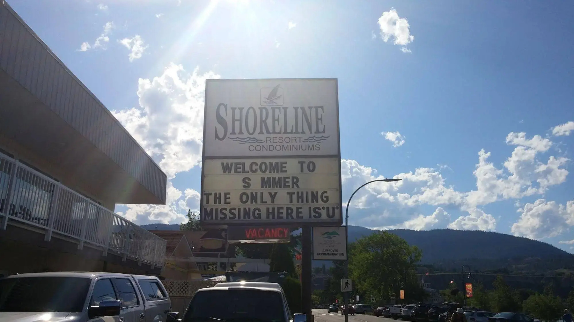 Shoreline Resort