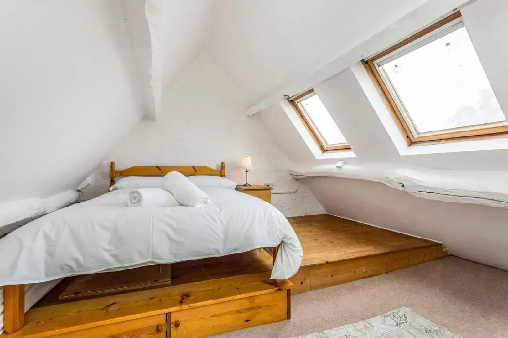 Stone Cottage close to village shop, pool & pub