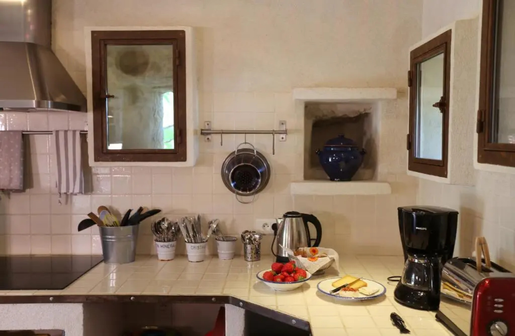 DOMAINE de MAS CARON Gîte 4* au pied du Ventoux en Provence