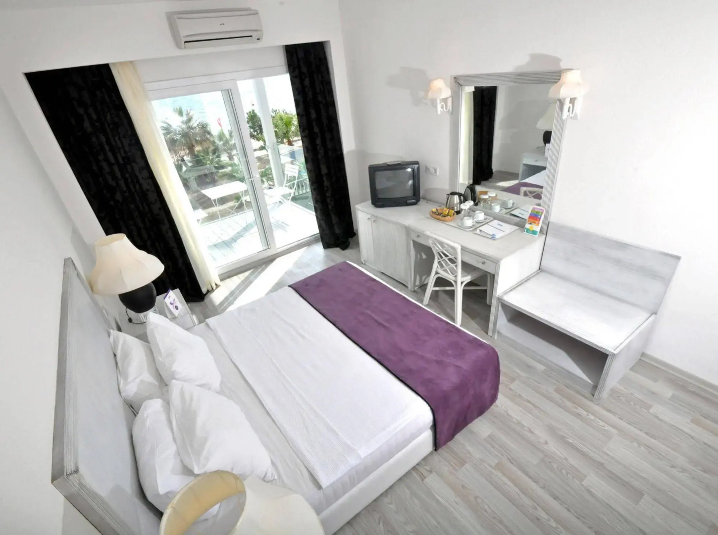 Charm Beach Hotel - All Inclusive