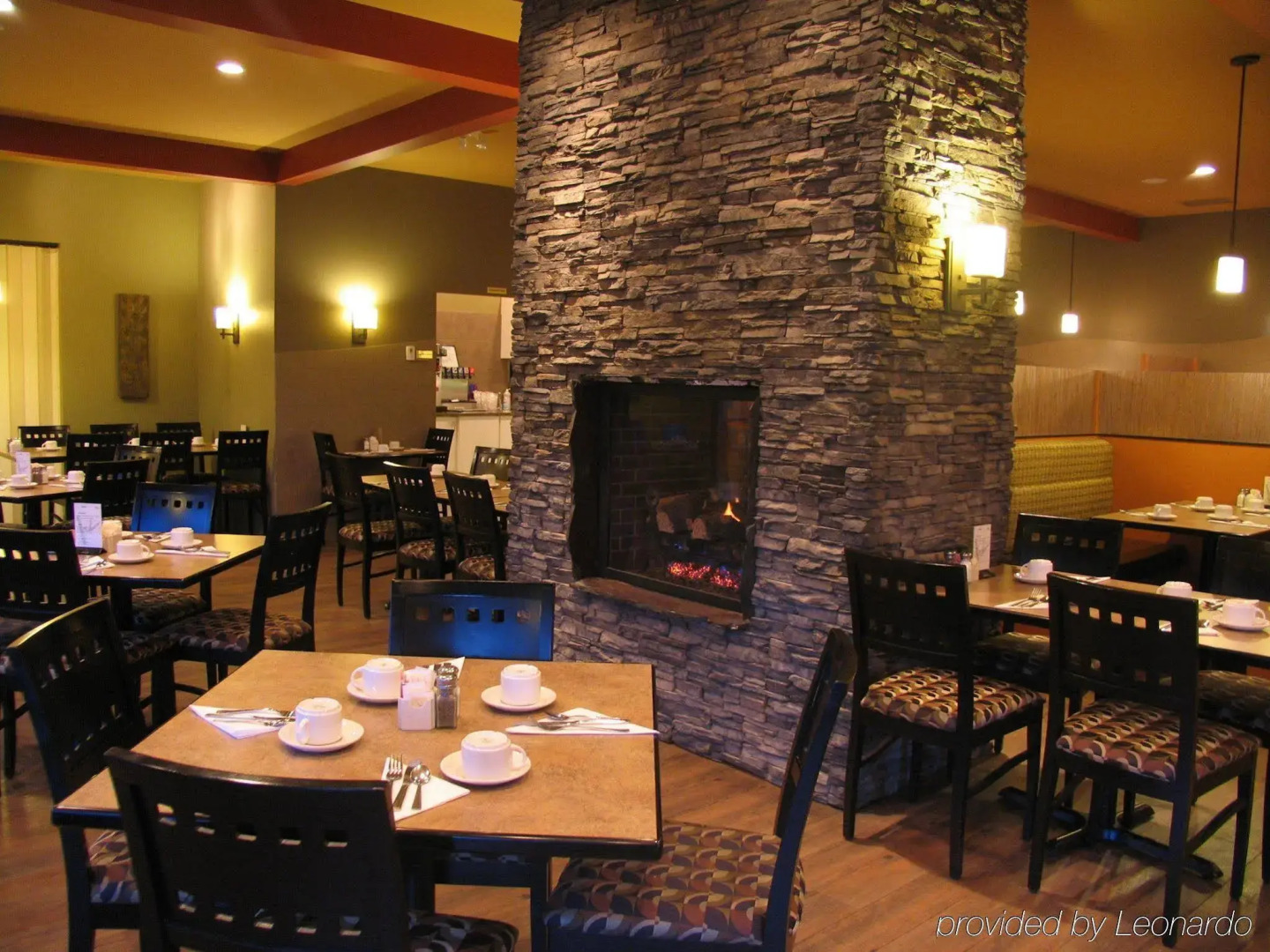 Divya Sutra Plaza and Conference Centre, Vernon, BC