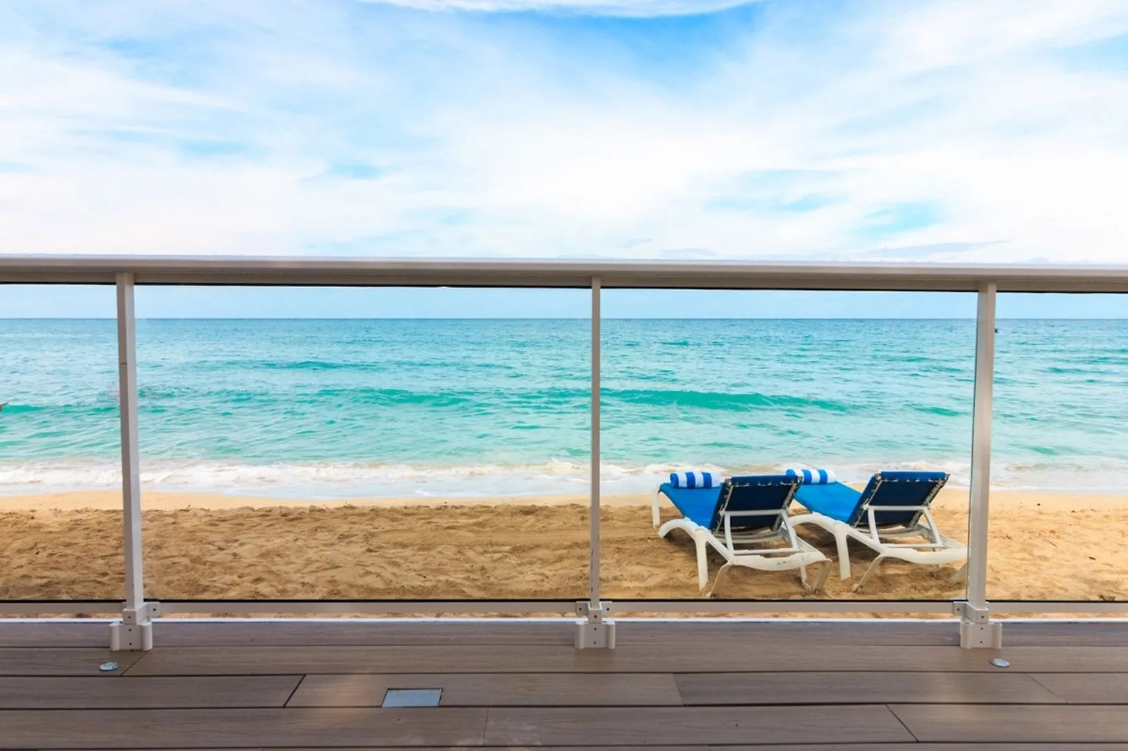 Travellers Beach Resort