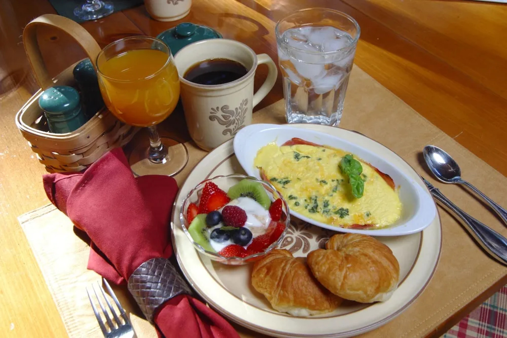 Strawberry Creek Inn Bed & Breakfast