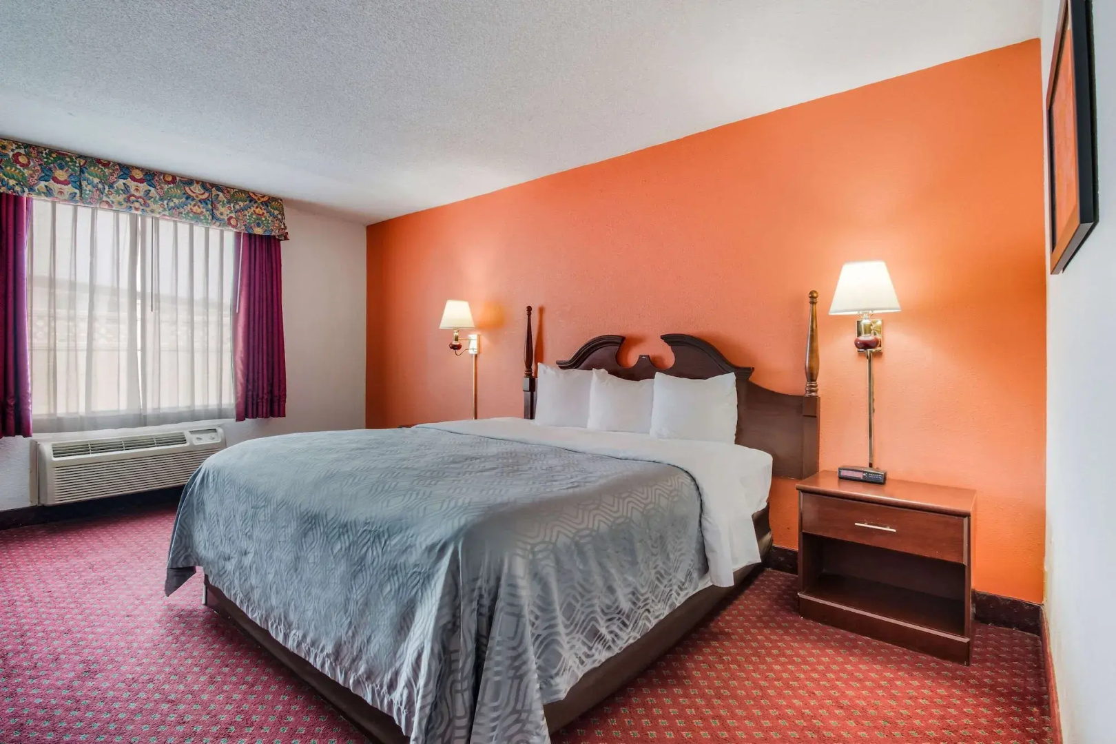 Econo Lodge Inn & Suites Chambersburg Central