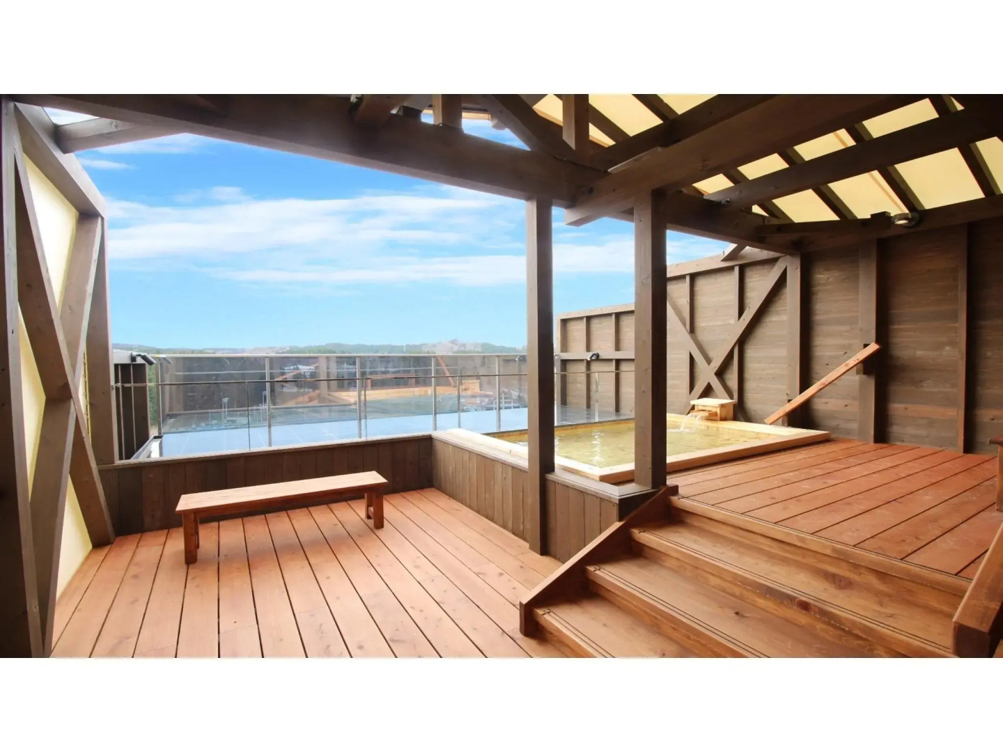 Royal Tainai Park Hotel