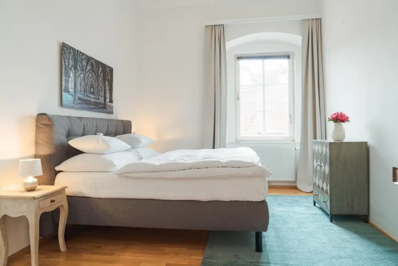 Deluxe Apartment With Elevator in the Historic City Centre of Krems