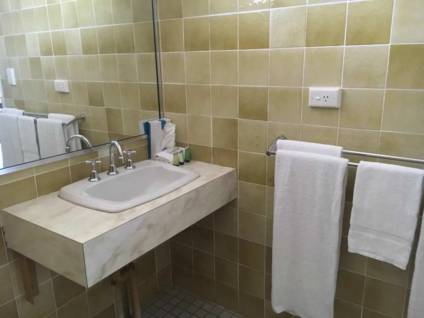 Nightcap at Kondari Resort