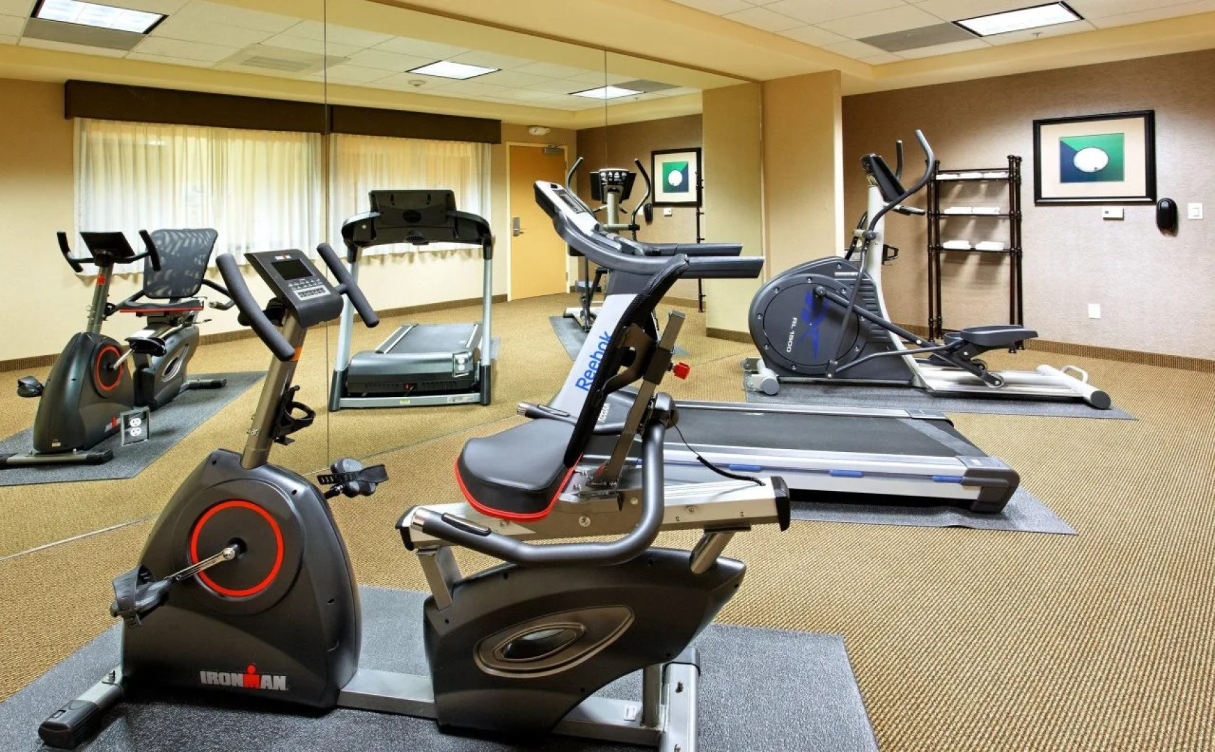 Holiday Inn Express Hotel & Suites FRESNO NORTHWEST-HERNDON by IHG