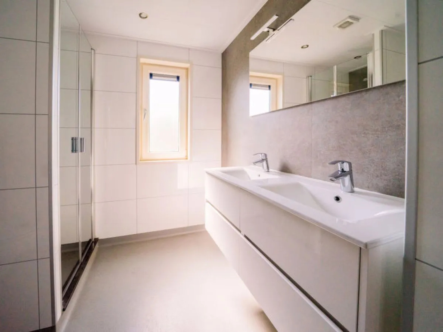 Resort De Kraaijenbergse Plassen 26622