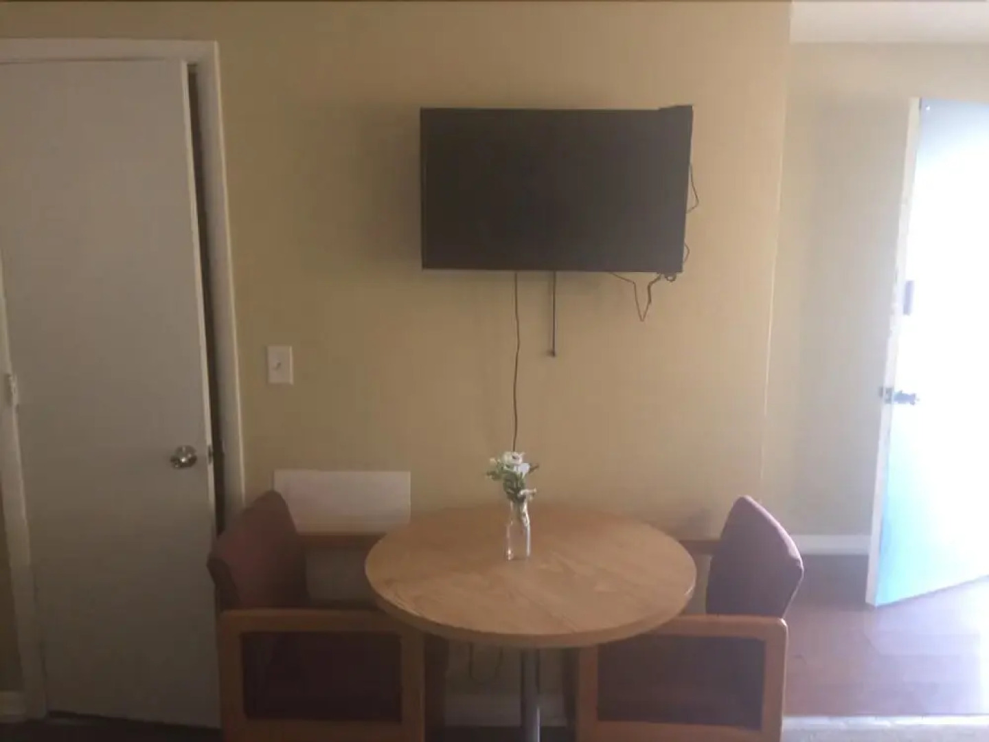 Love Hotels Timberline By OYO Lake Superior