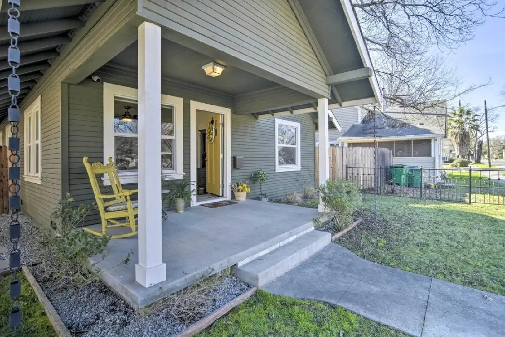 Ideally Located Chico Home - Fire Pit & Grill